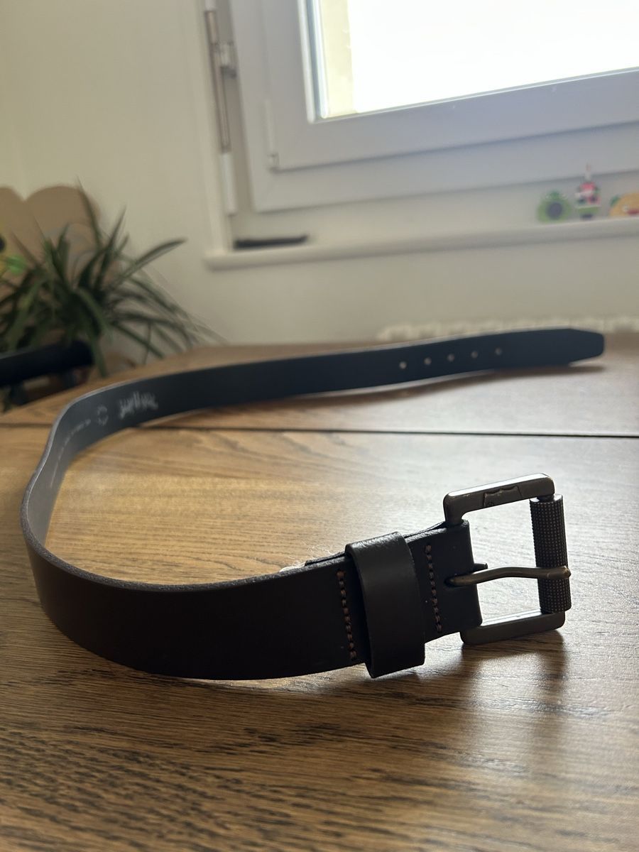 Levi's Cinture: Ceinture Levis taille 80/32 – Nuovo (secondo la descrizione) da Lausanne venduto da S-KF