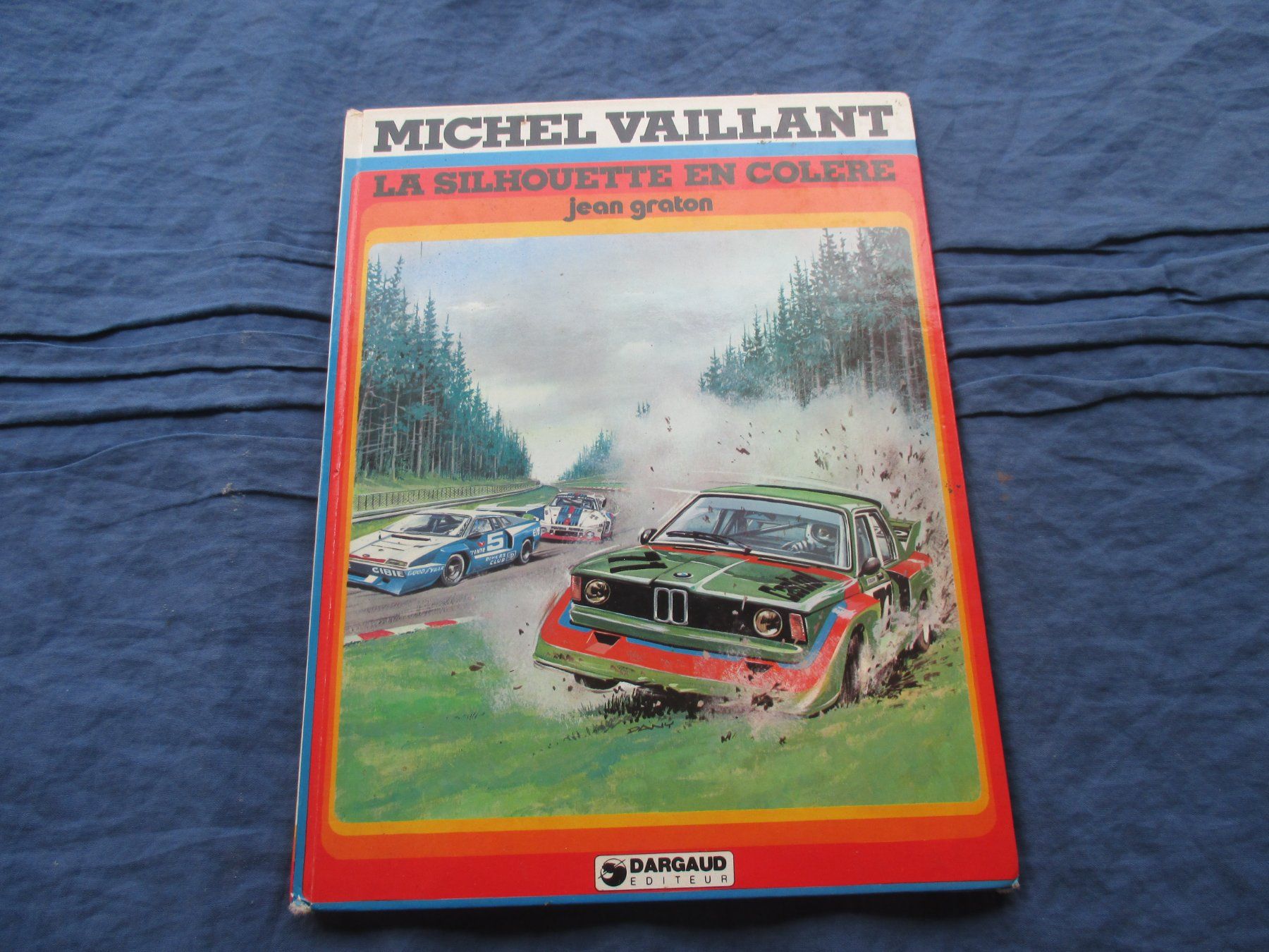 Fumetti: Michel Vaillant : La silhouette en colère – Usato da Colombier NE venduto da Nevenma