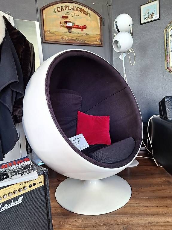 Fauteuils: Fauteuil boule vintage – D'occasion à Pully par cz39ans 1