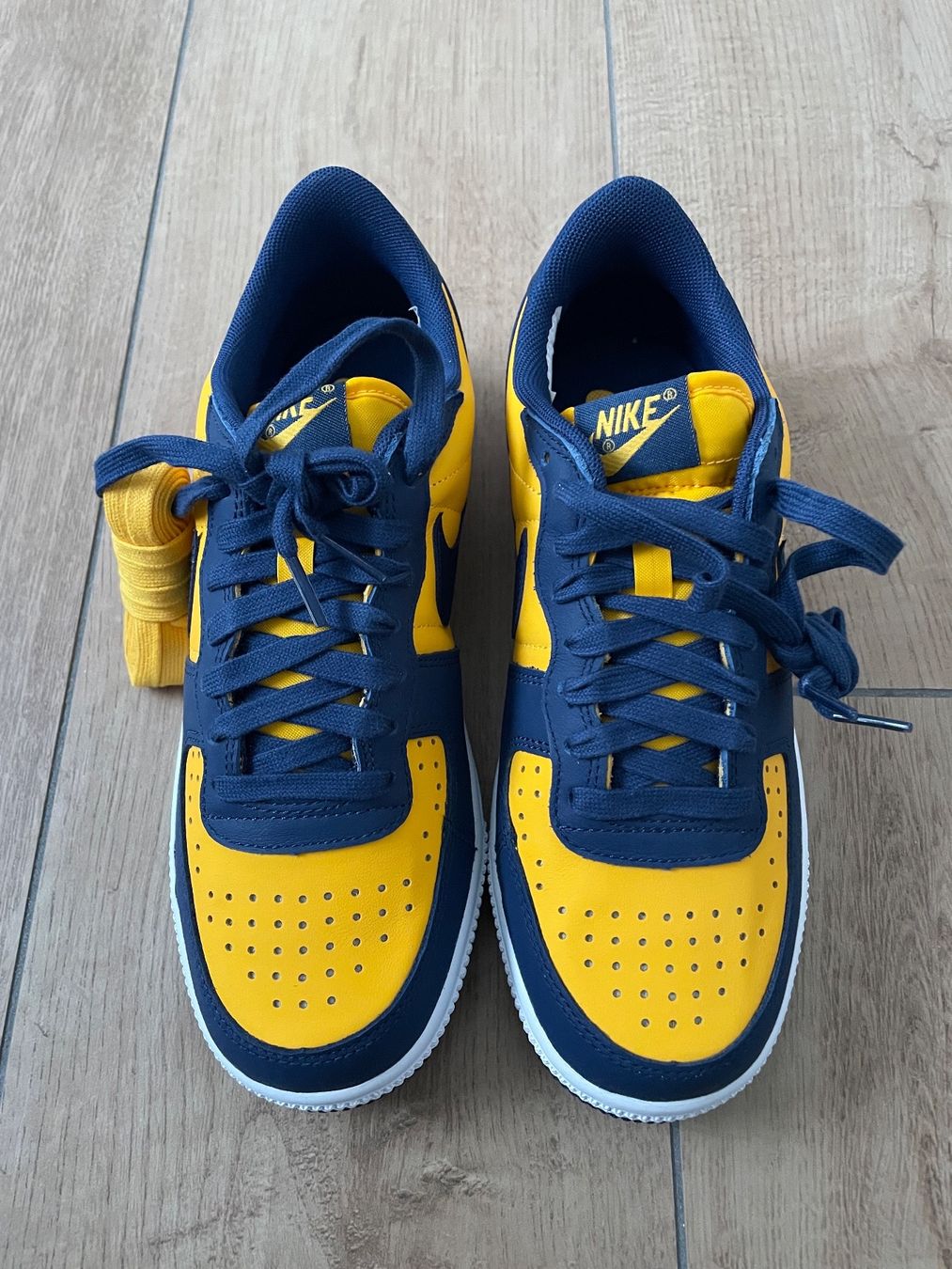 Nike Scarpe da uomo: Nike Terminator Gr. 39 NEU – Nuovo (secondo la descrizione) da Waltenschwil venduto da hansnine 1