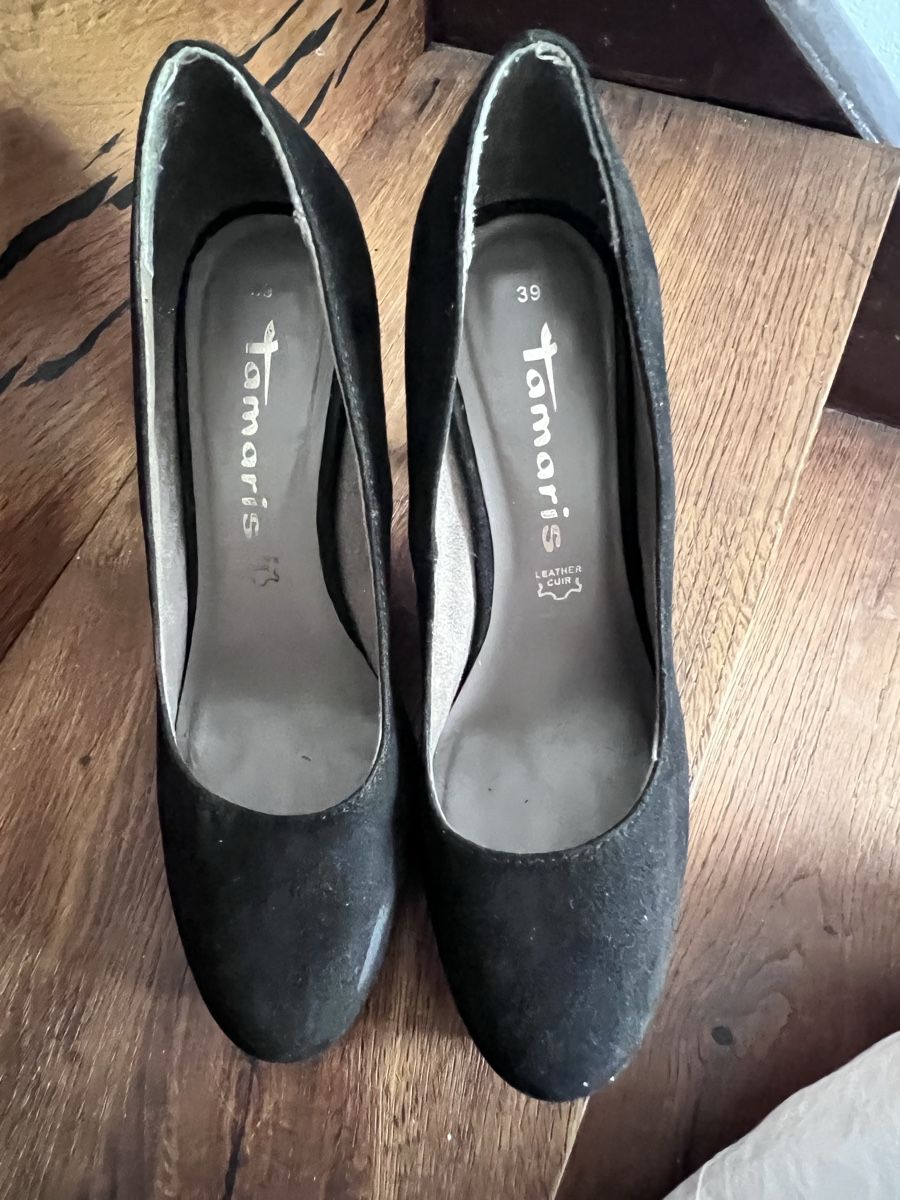 Tamaris Scarpe da donna: Pumps Tamaris schwarz Grösse 39  – Usato da Unterterzen venduto da syllalex 3