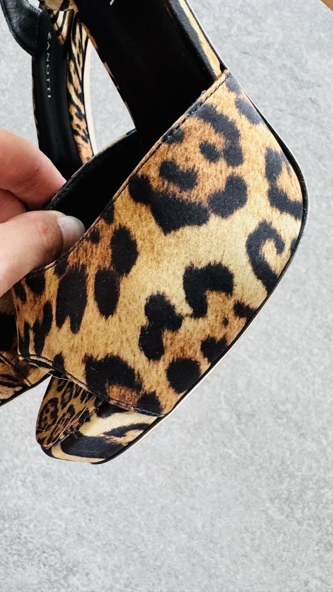 Zanotti Damenschuhe: Giuseppe Zanotti Pumps Leopardenmuster – Gebraucht aus Mörigen von TimelessFinds 4