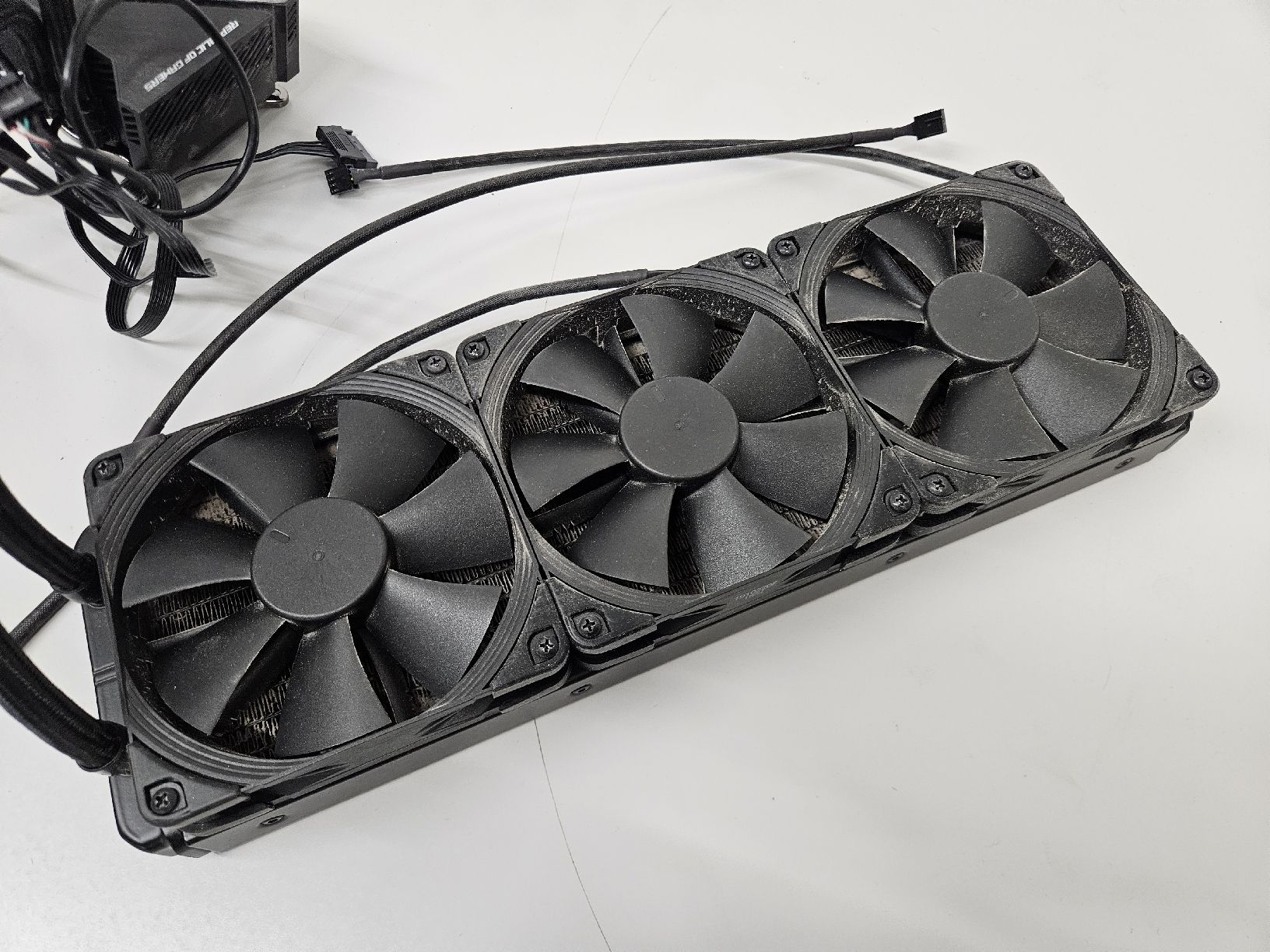 Asus Componenti elettronici: Asus ROG CPU Wasserkühlung  – Usato da Mellingen venduto da Mech-Service 3