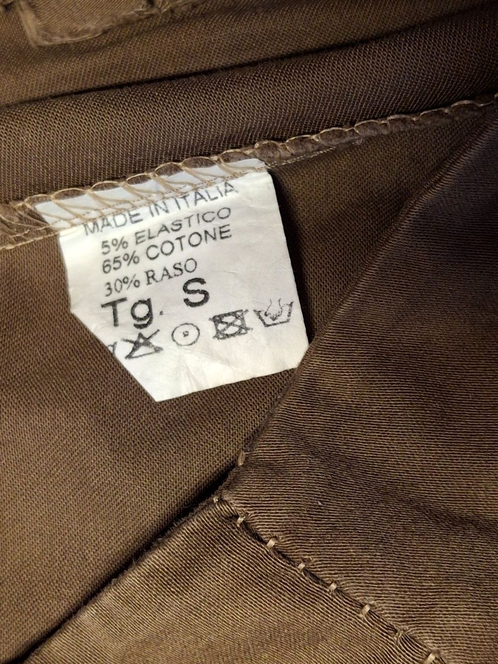 Hosen: Short taille S 65% coton made in Italy – Gebraucht aus Villiers von san_jn5w 5