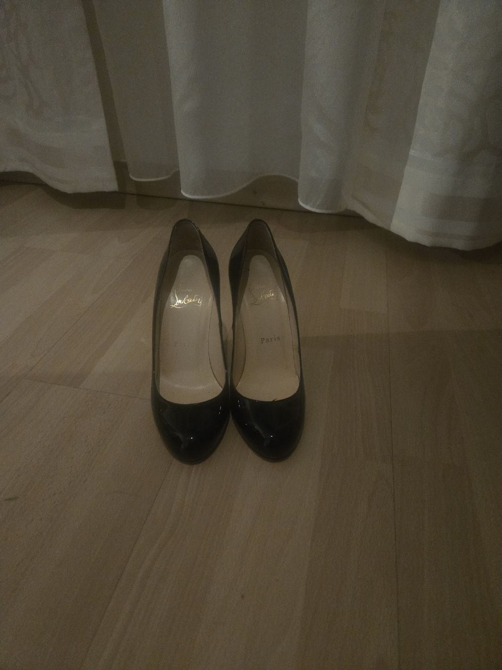 Scarpe da donna: Christian Louboutin  Lackschuh, Grösse 36.5 – Usato da Hirschthal venduto da mor_88mp