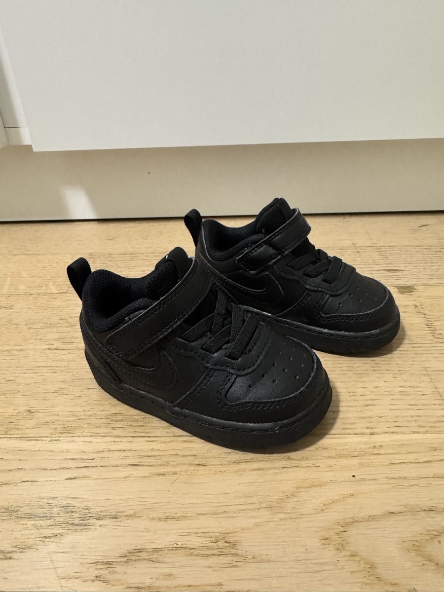 Nike Scarpe per ragazzi: Kinderschuh Nike Gr.21 – Nuovo (secondo la descrizione) da Bottmingen venduto da Giamonda88