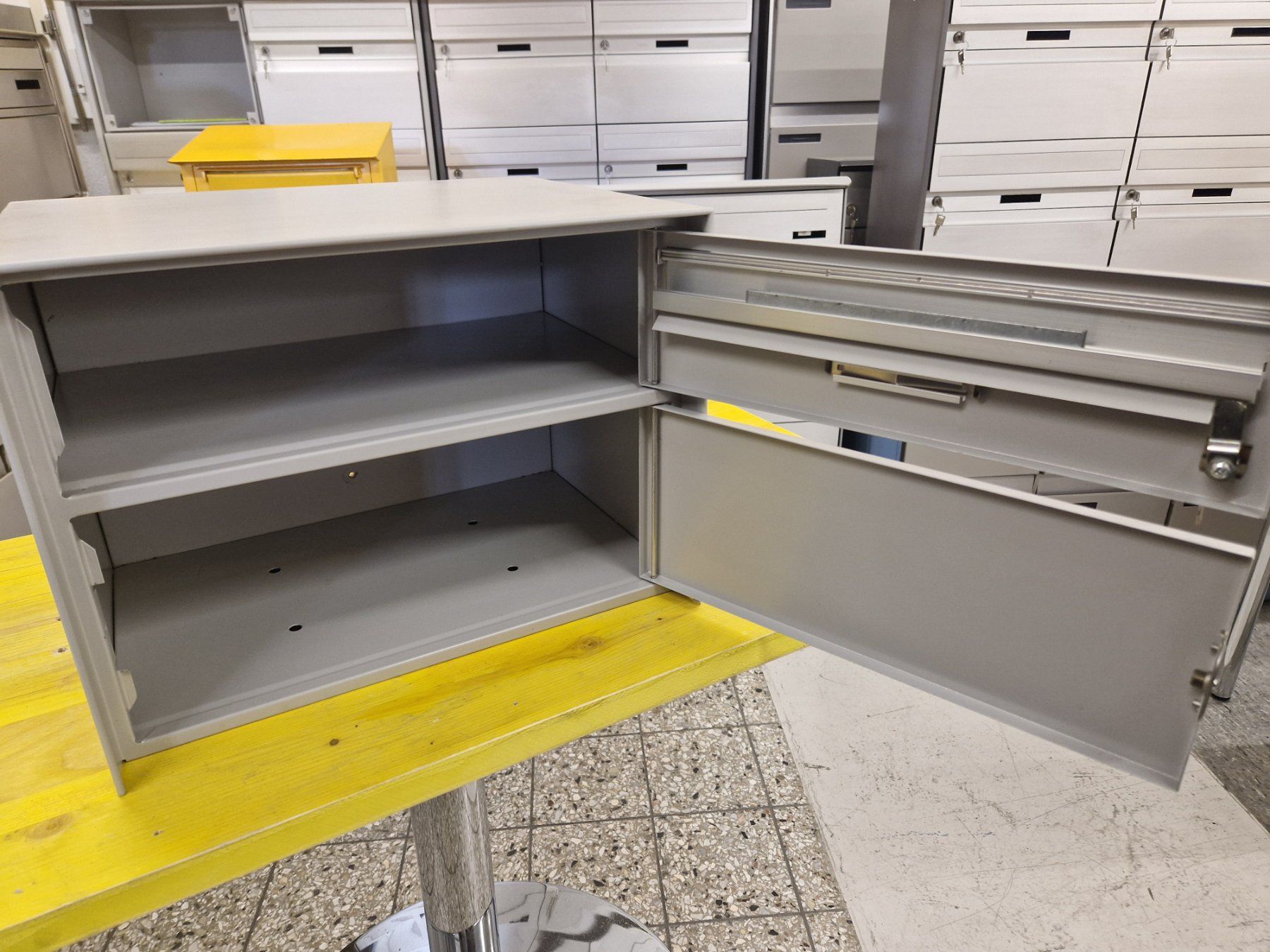 Sonstiges für Haushalt & Wohnen: Briefkasten ( Huber ) – Gebraucht aus Wiler b.Utzenstorf von bamaa-shop 4