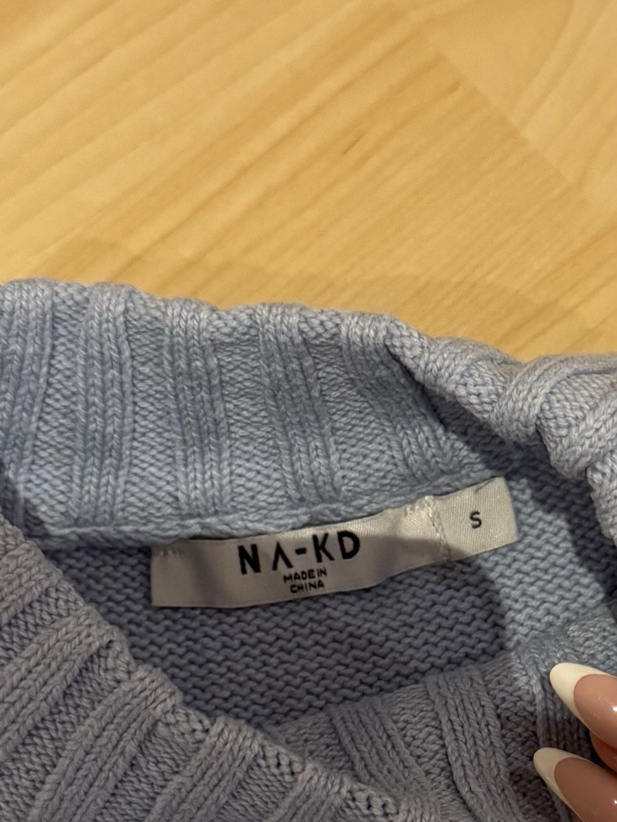 Na-kd Pulls & Sweat-shirts: NA-KD Pullover, hellblau, Grösse S – Neuf (Voir description) à Tuggen par jess_gls06 2