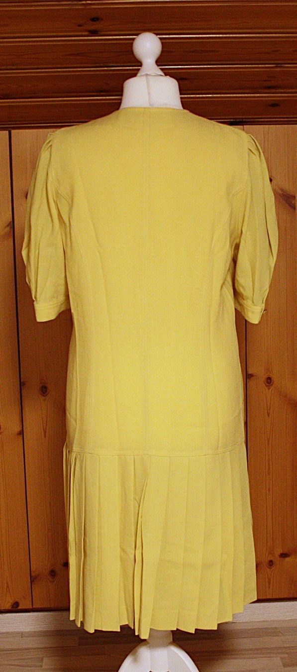 Vestiti: Kleid Goldschmidt gelb Gr. M – Difettoso da Flüelen venduto da Diversicum-Vintage 5