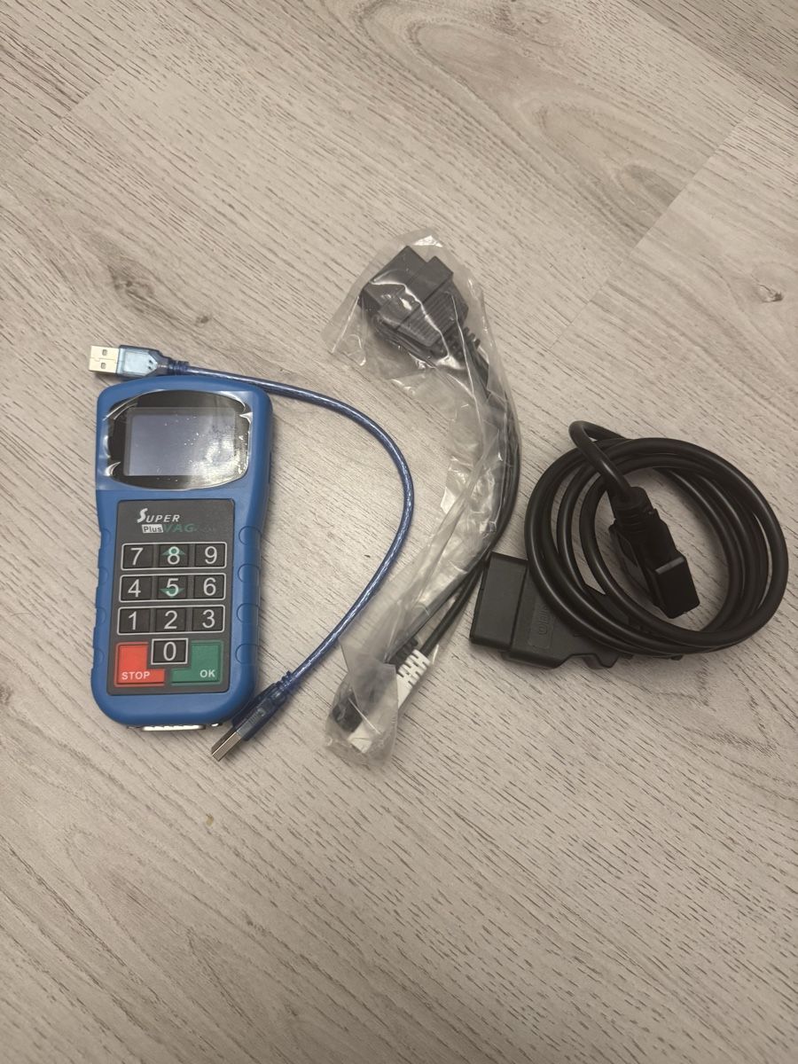 Tutti gli attrezzi: Diagnosegerät Super Plus VAG K+CAN  – Nuovo (secondo la descrizione) da Biel/Bienne venduto da baj_r2fk 1