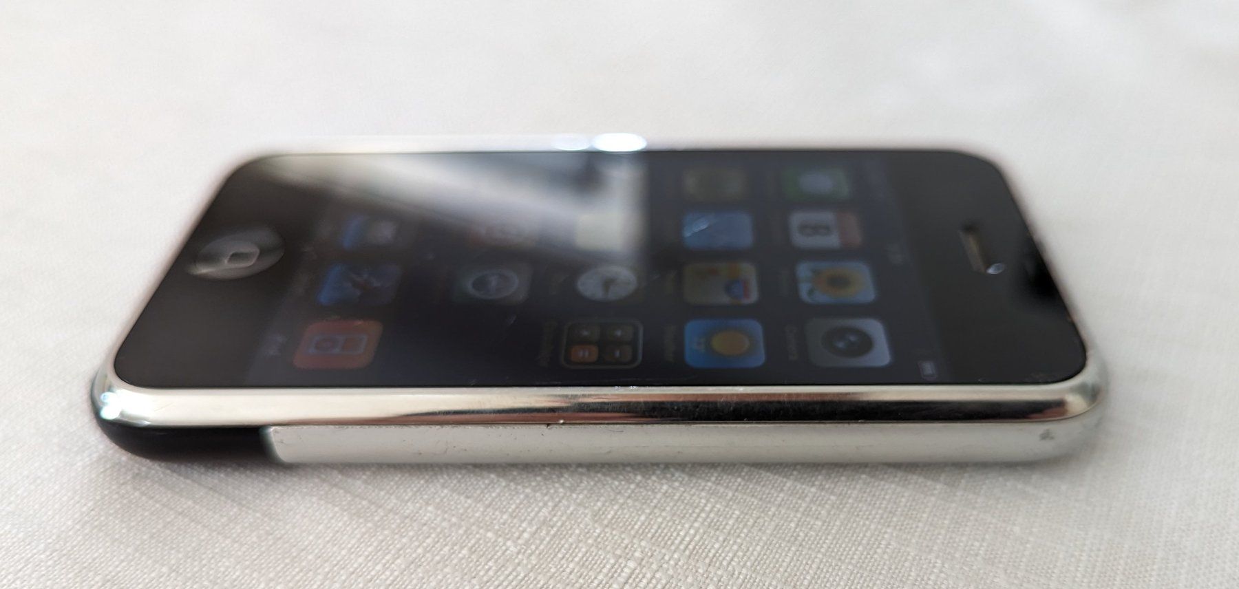 Apple Telefoni cellulari / Smartphones: Apple iPhone 1 (2G) – Usato da Losone venduto da NGC9938 5