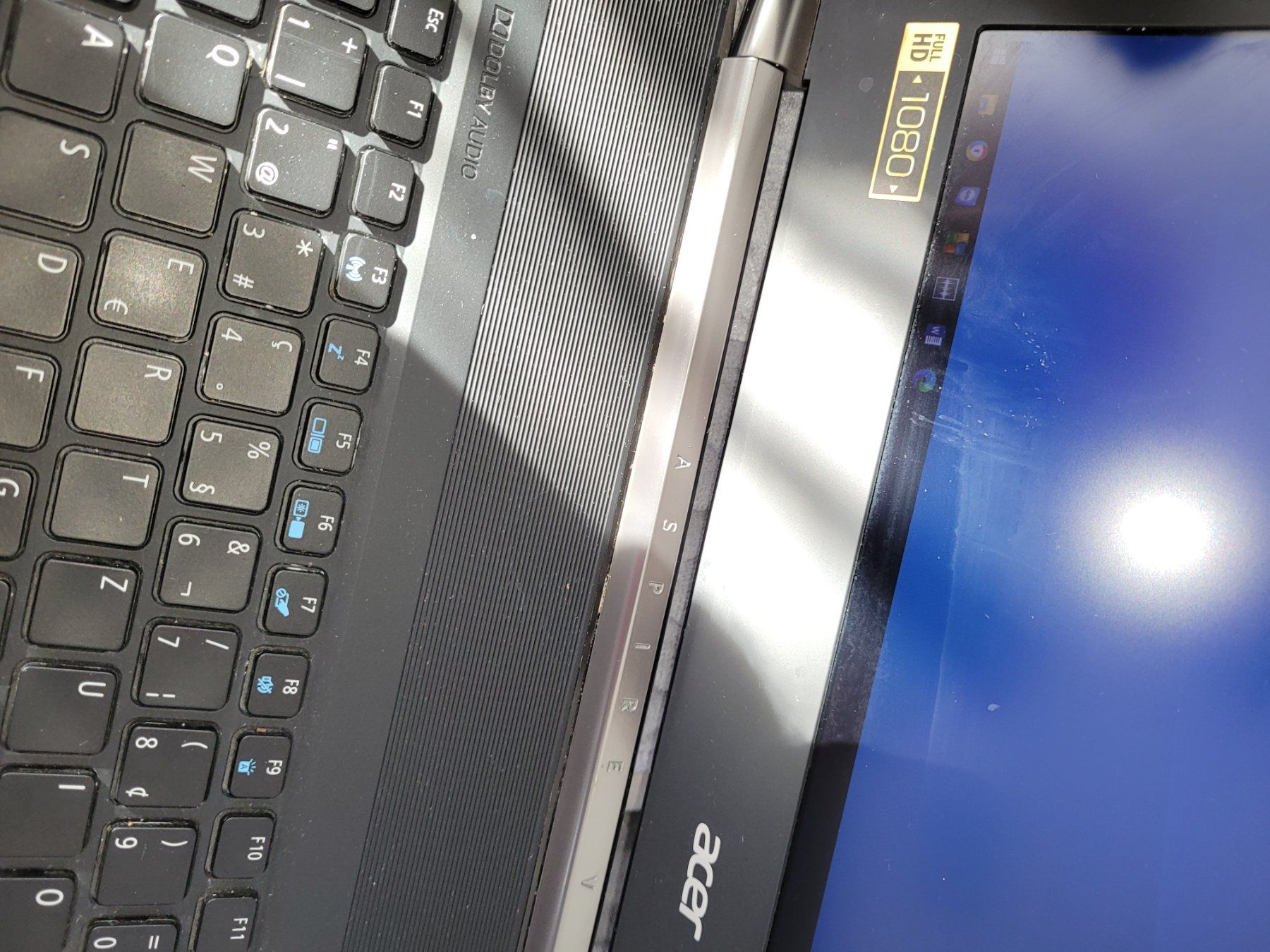 Acer Notebook: Laptop – Nuovo (secondo la descrizione) da Bassersdorf venduto da arkais 2