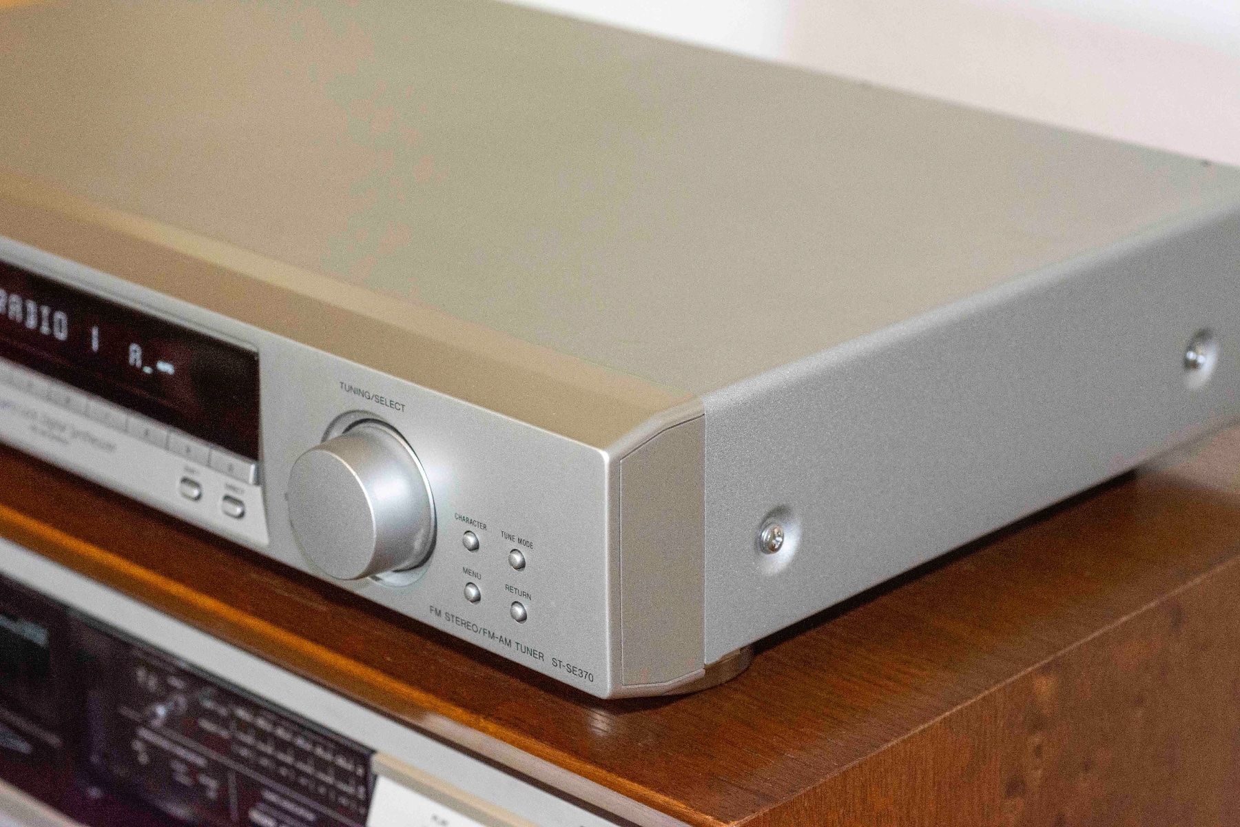Sony Radio: TUNER Sony ST-SE 370 RDS – Usato da Schwerzenbach venduto da floridan 3