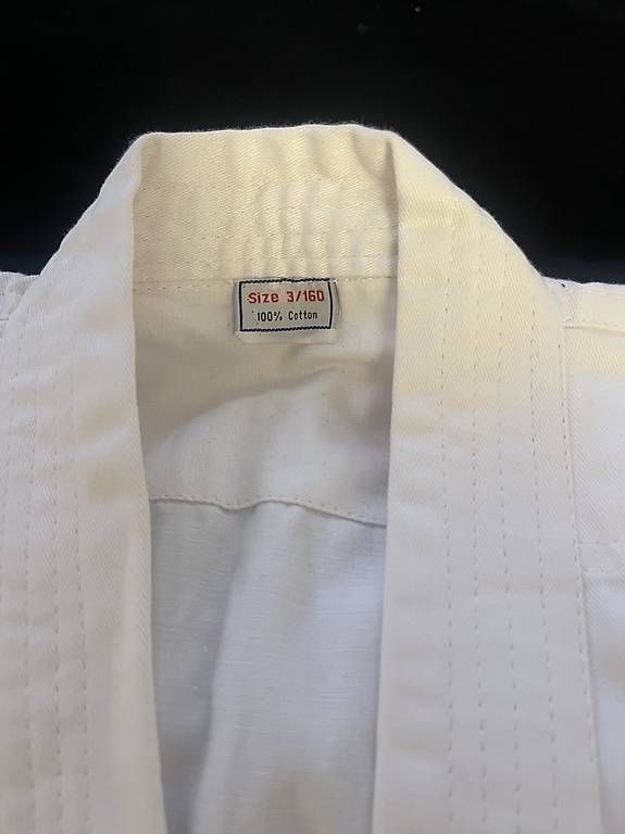 Kimono: Kimono karatè  – Usato da Solduno venduto da adr_kvr5 1