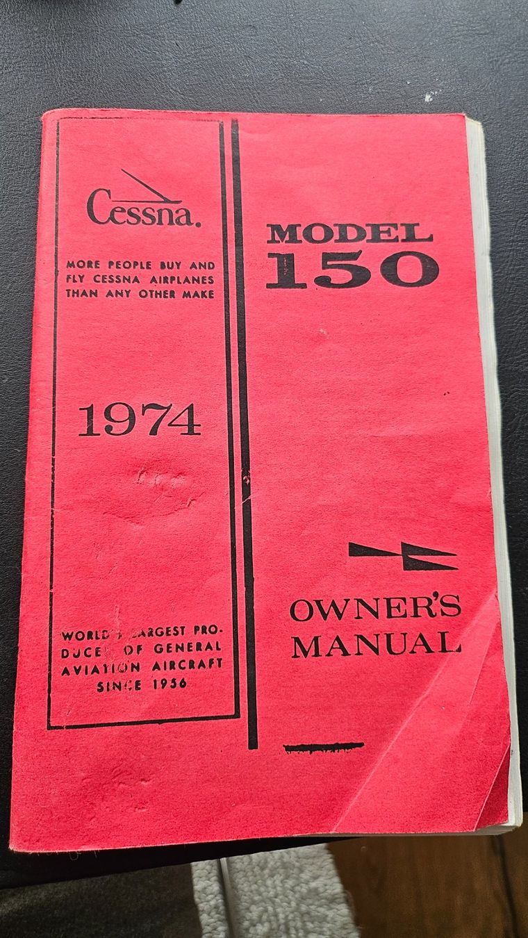 Bücher: Cessna 150 Owner's Manual 1974 – Gebraucht aus Goldiwil (Thun) von rkweiss