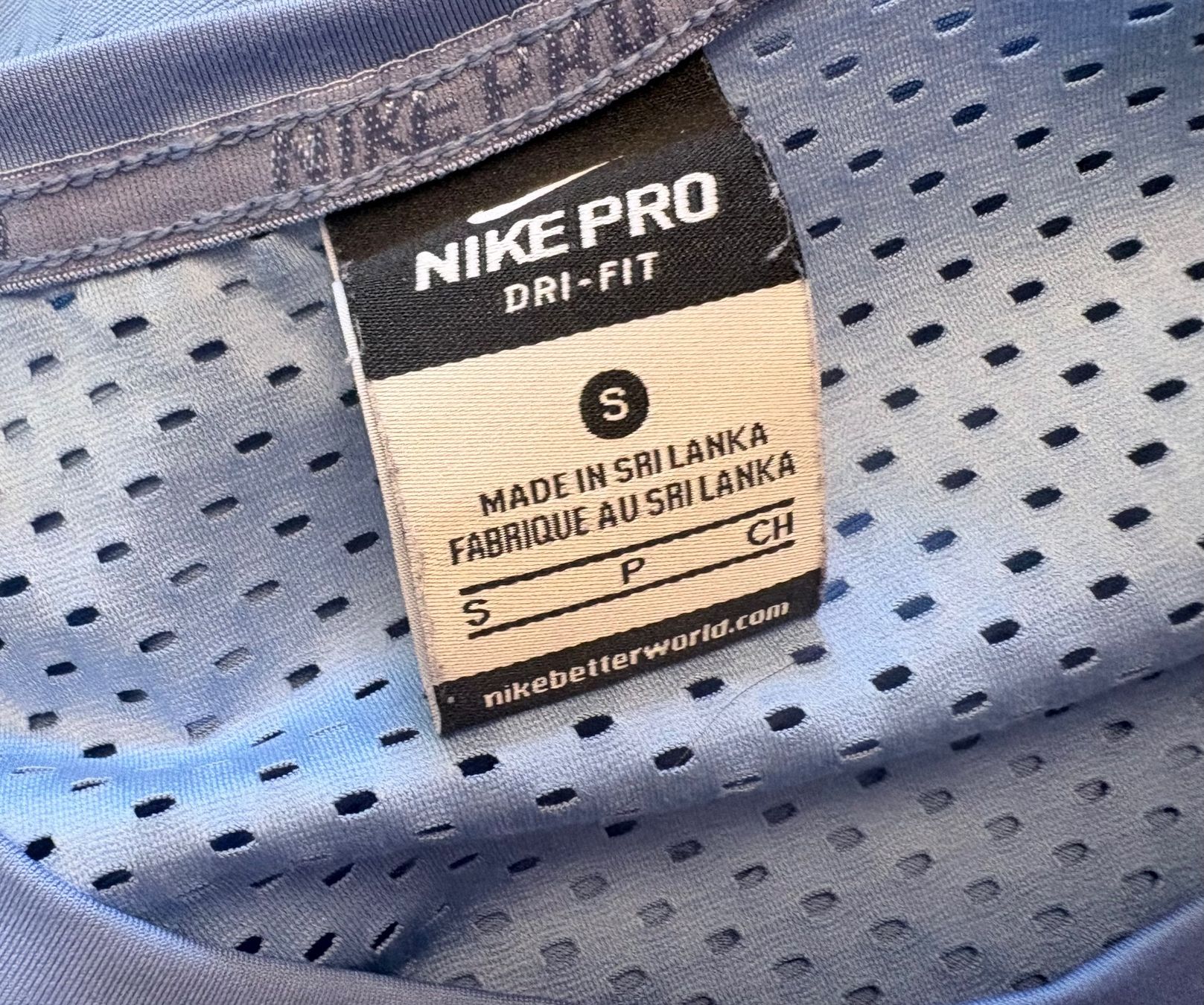 Nike T-shirt: Nike Pro, Shirt, XS/S – Usato da Zürich venduto da Pokimoki_1 1