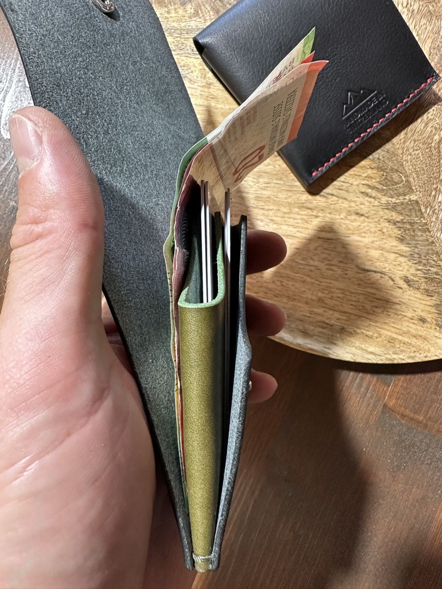 Brieftaschen: Handgefertigte Leder-Geldbörse – Neu und originalverpackt aus Mettmenstetten von vad_57p2 6