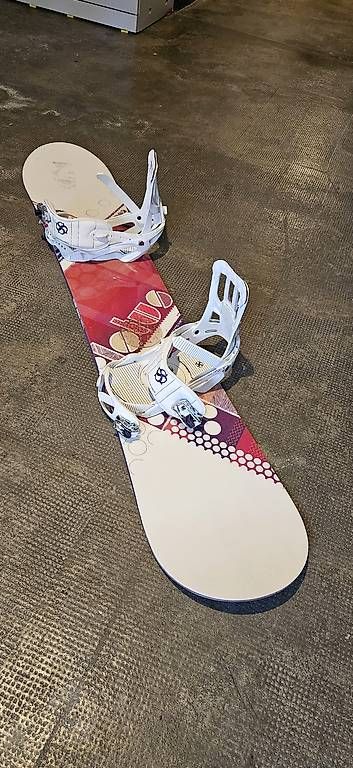 Boards: Snowboard Salomon 150 cm – Gebraucht aus Allschwil von sw930855