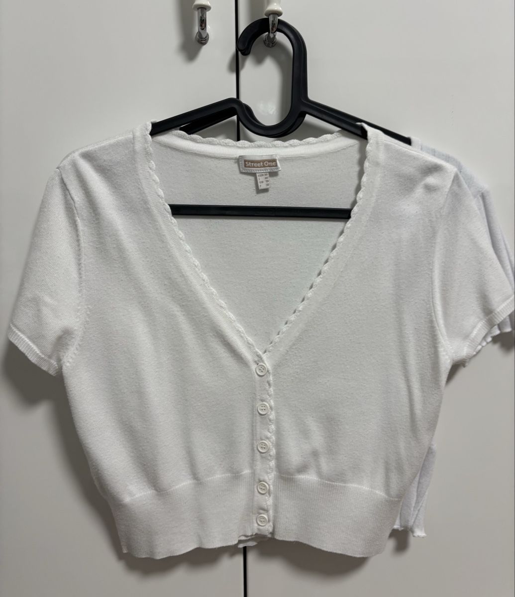 Blusen: 2x Bluse, Grösse S  – Gebraucht aus Zollikerberg von Jvac2 2