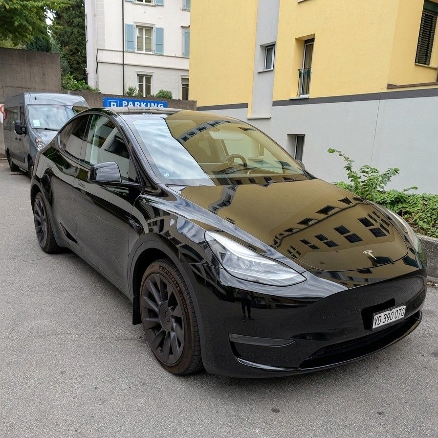 Tesla Autos: Tesla Model Y Long Range Dual Motor – D'occasion à Lausanne par joa_nf6n 1