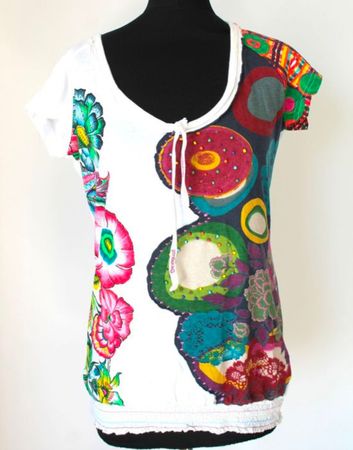 Farbenfrohes Desigual-Shirt, Gr. XL
