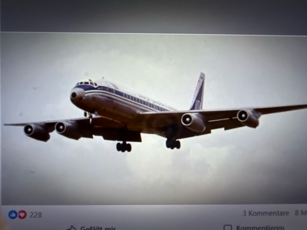 McDonnell Douglas Modellbausätze & Standmodelle: DC-8-32 UTA, Aero Classics 1:200 – Neu (gemäss Beschreibung) aus Rombach von wal_xxr7 6