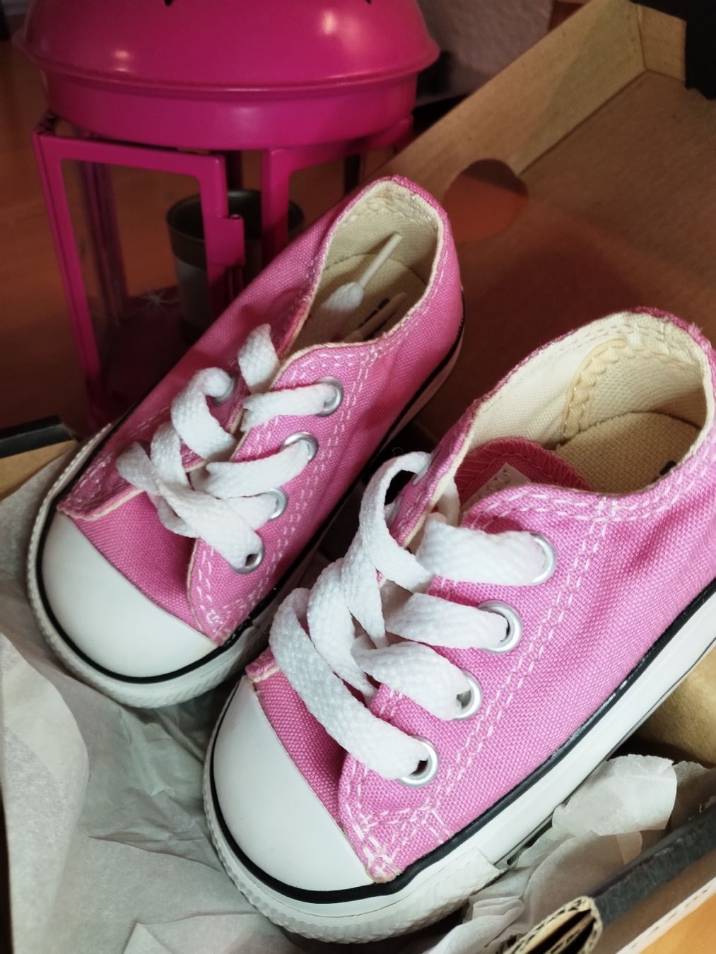 Scarpe per ragazze: Converse babyschuhe Gr.19 – Nuovo e nell'imballaggio originale da Oensingen venduto da jia_gs8g