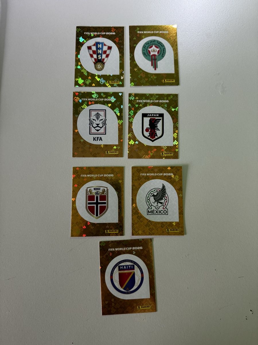 Panini Sammelbilder & Trading cards: 7 Paninisticker Goldwappen – Neu (gemäss Beschreibung) aus Triboltingen von _Beni