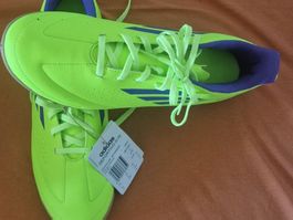 Fussballschuhe Adidas gelb Grösse 44 neu mit Etikett