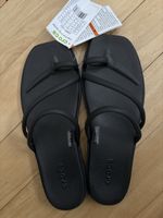 Crocs Miami Toe Loop Sandale, Schwarz, Gr. 38/39, NEU