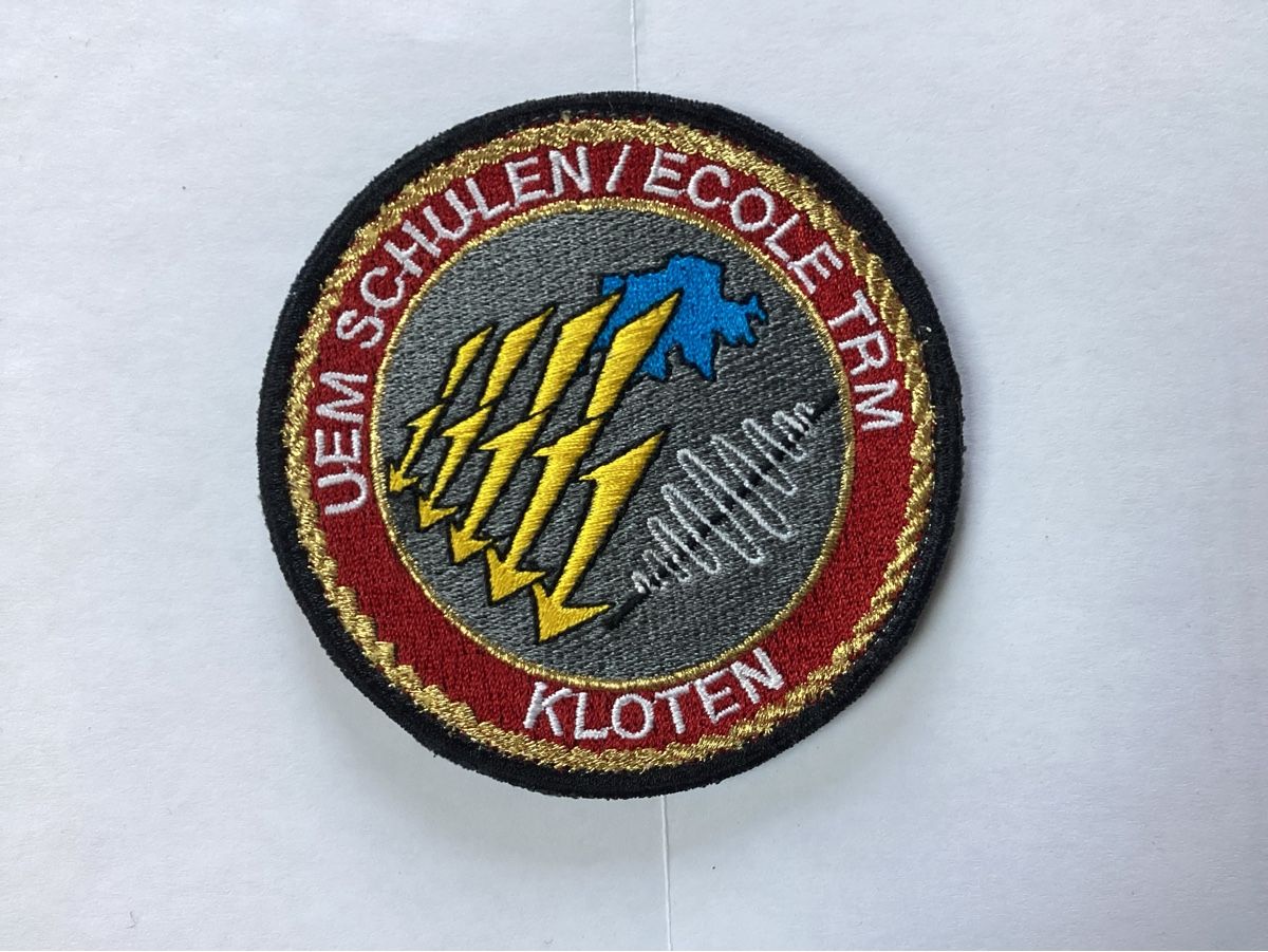 Schweizer Armee Placchette & Badge: Badges UEM Schulen Kloten – Usato da niederurnen venduto da Hagugelmann