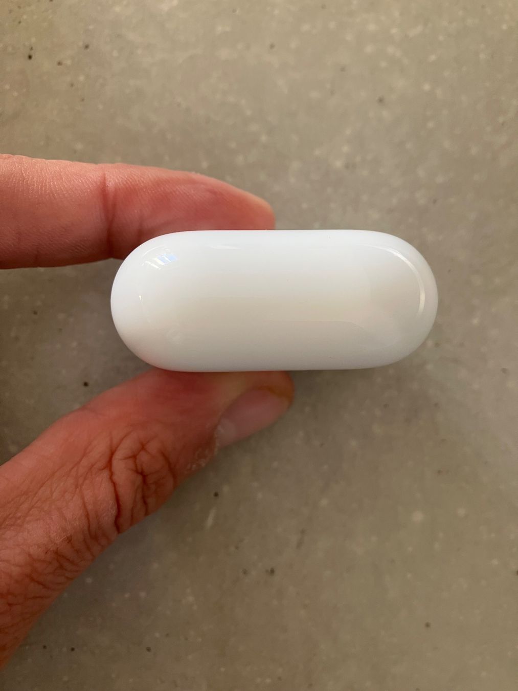Apple Casques audio: APPLE Air Pods 4 – D'occasion à Lausanne par mr.v 8
