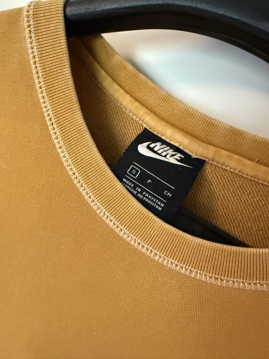 Nike Maglioni & Felpe: Nike -  Pullover S – Usato da Roggwil BE venduto da KatharinaKunz 1