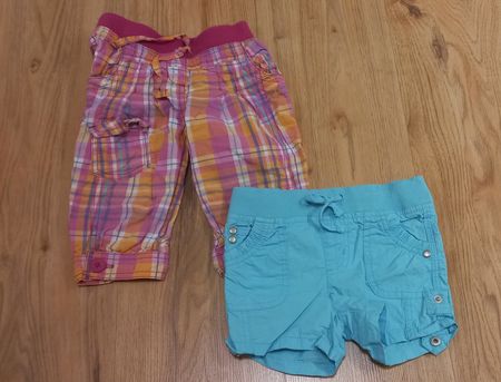 2 Kurze Hosen Mädchen Gr 98/104