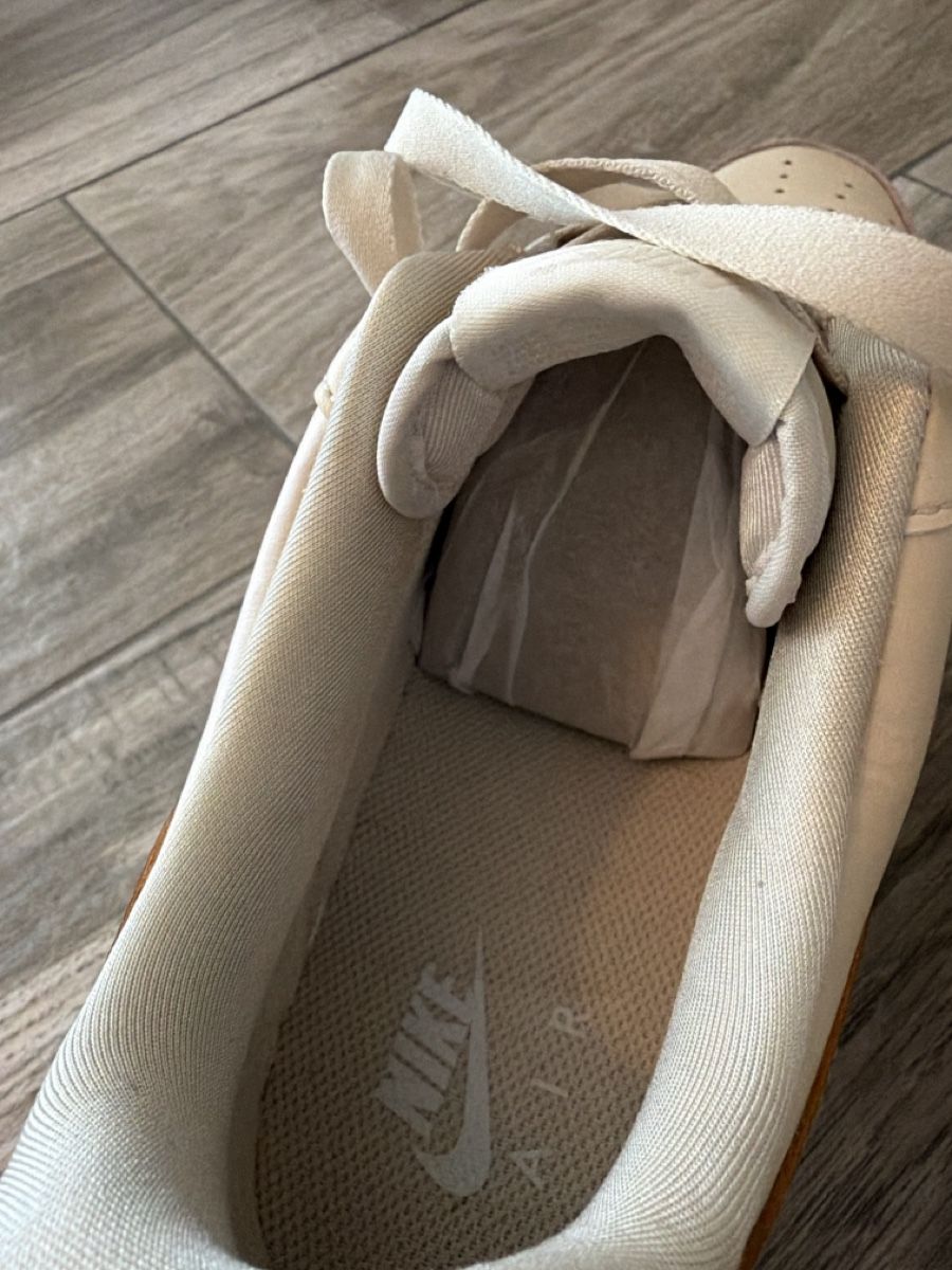 Nike Herrenschuhe: Baskets Nike Air Force 1 Beige Doré taille 43 – Neu (gemäss Beschreibung) aus St-Gingolph von emergency_one 5