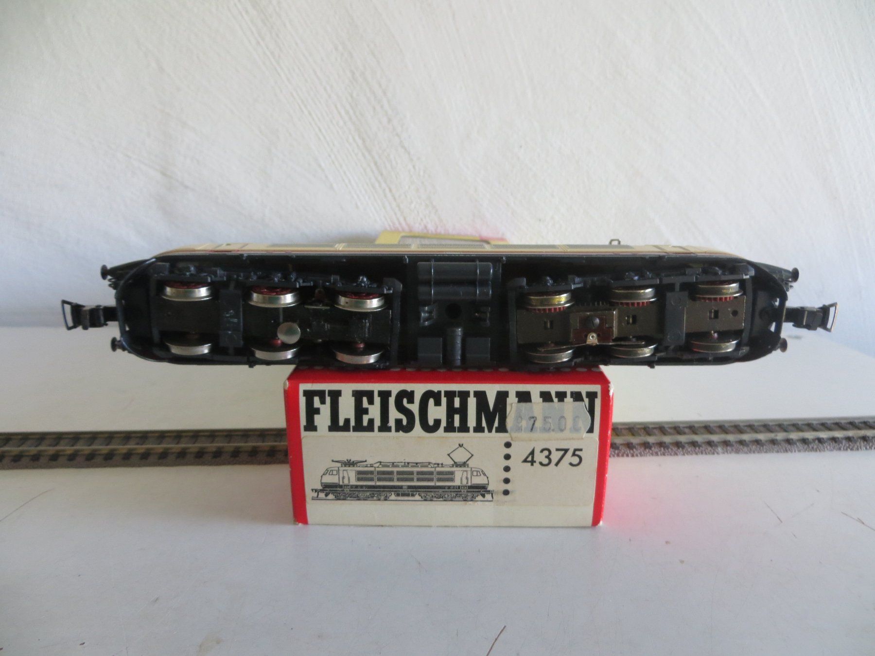 Fleischmann Modelleisenbahnen: Fleischmann H0: Elektrolok E 03 der DB, 4375, mit OVP – Gebraucht aus St.Gallen von gnumolo 6
