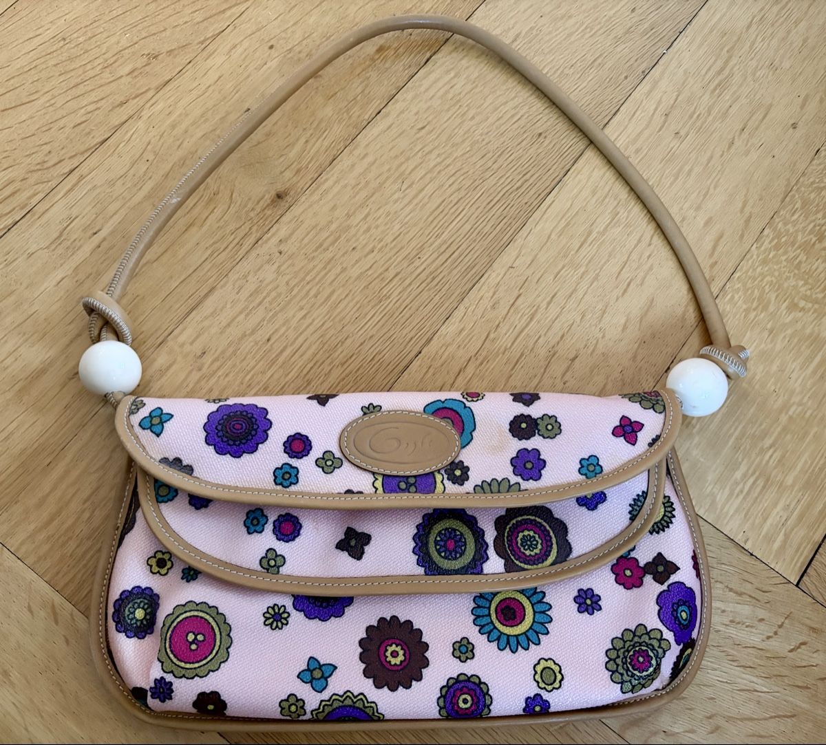 Taschen für Damen: Gygla Handtasche, rosa mit Blumenmuster – Gebraucht aus Muttenz von cho_xj52