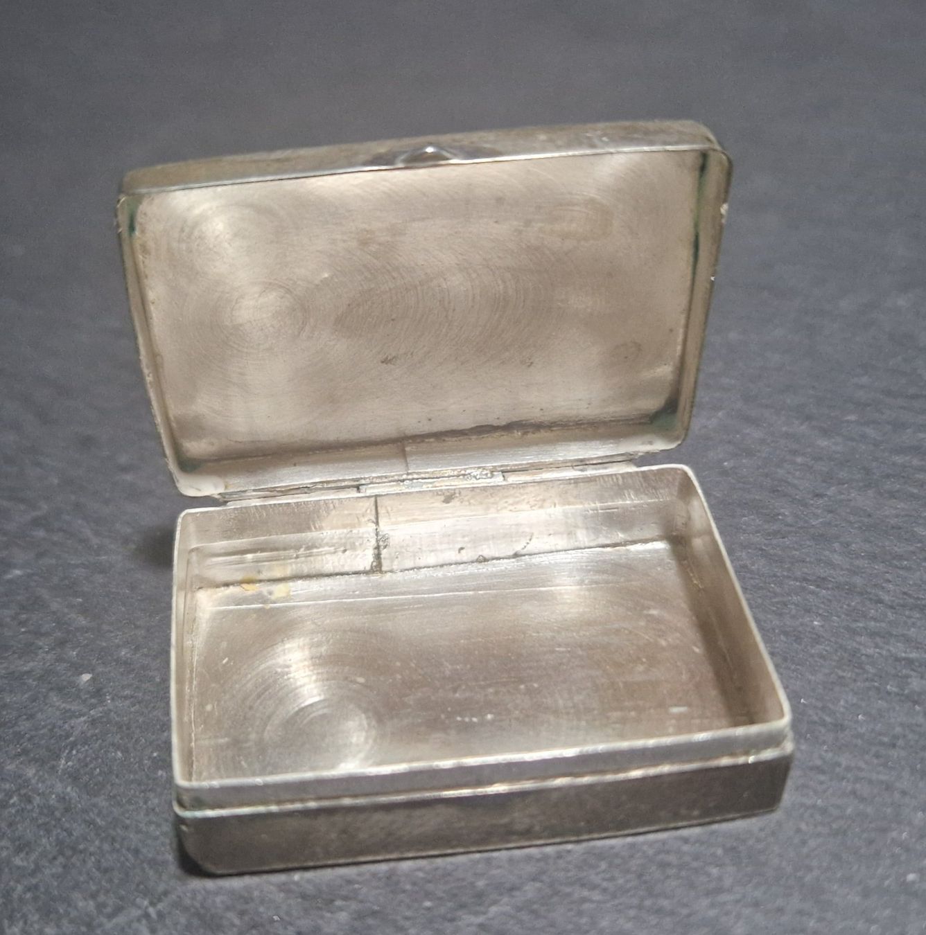 Altro in Cosmetici & Cura: Sterling Silber Pillendose – Usato da Winterthur venduto da Sadega 2