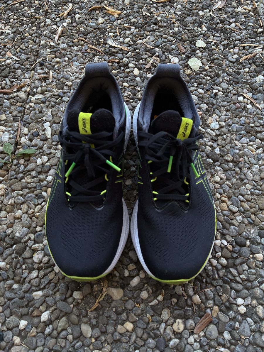 Asics Chaussures hommes: ASICS Gel Nimbus 25 – D'occasion à Gerlafingen par karmate