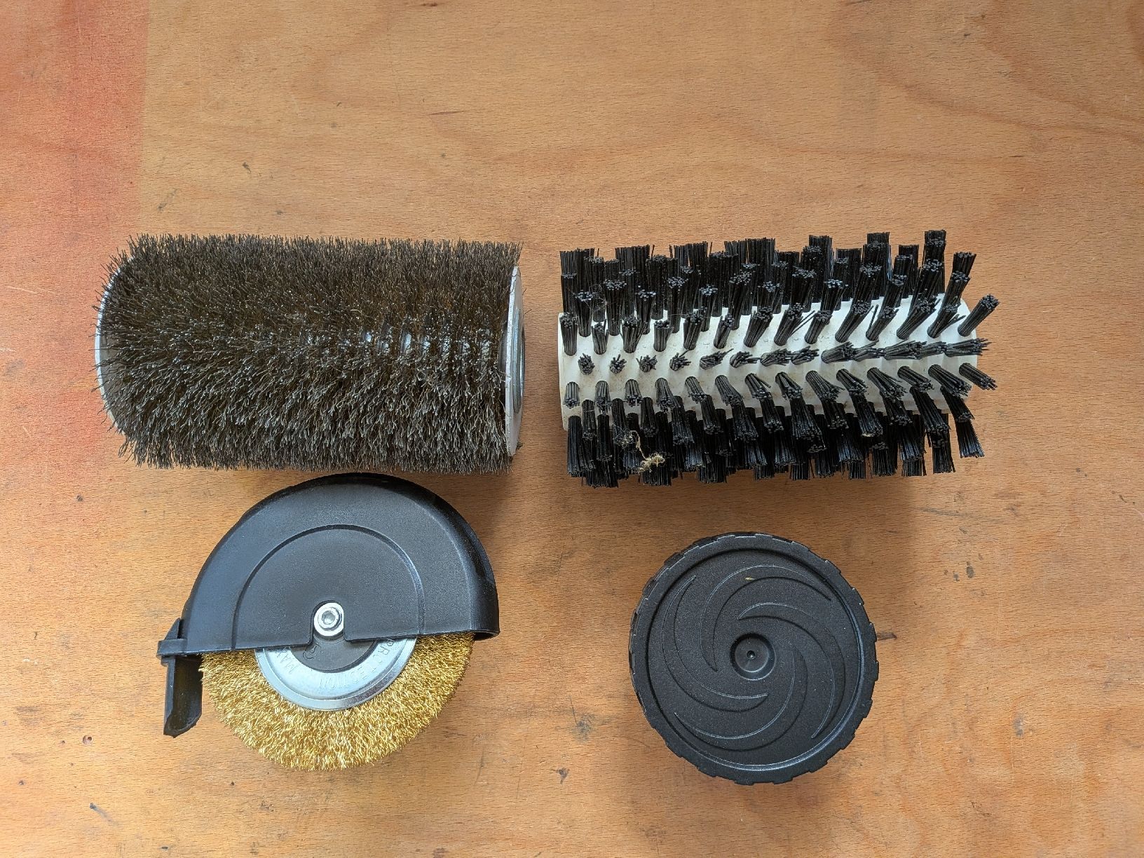 Altro per la casa: Gloria MultiBrush Akku Bürste – Usato da Luterbach venduto da Patrick1975 2