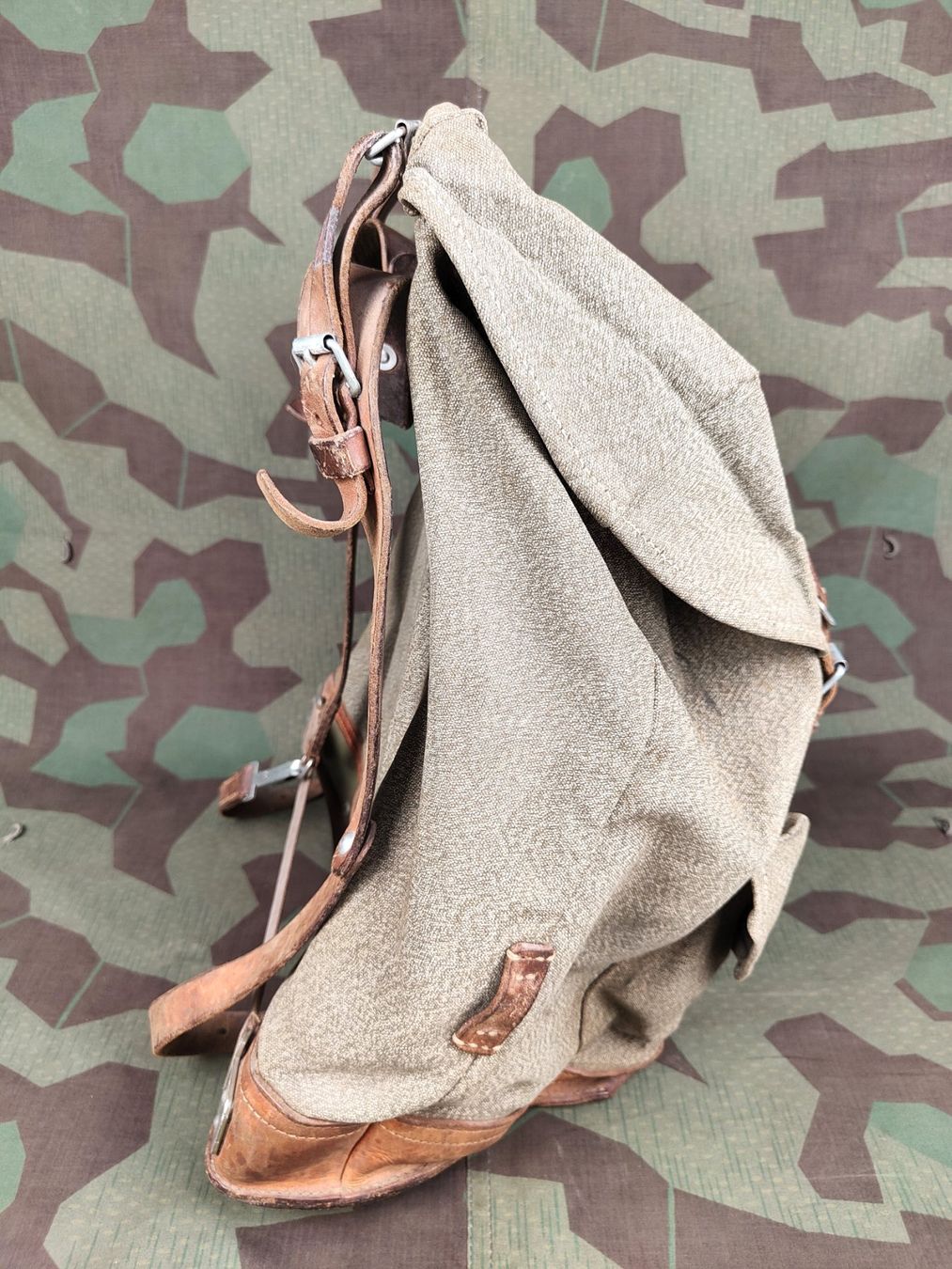 Schweizer Armee Uniformen: Rucksack Ord. 1958, Variante 2 – Gebraucht aus Bauma von SwissMilitaria 3
