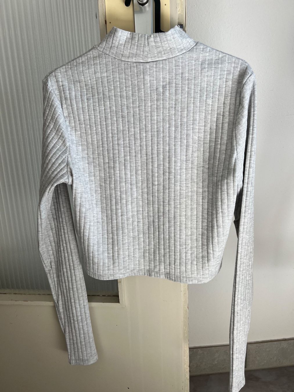 Tops: H&m Top – Gebraucht aus Kirchberg BE von lea_kb6y 1