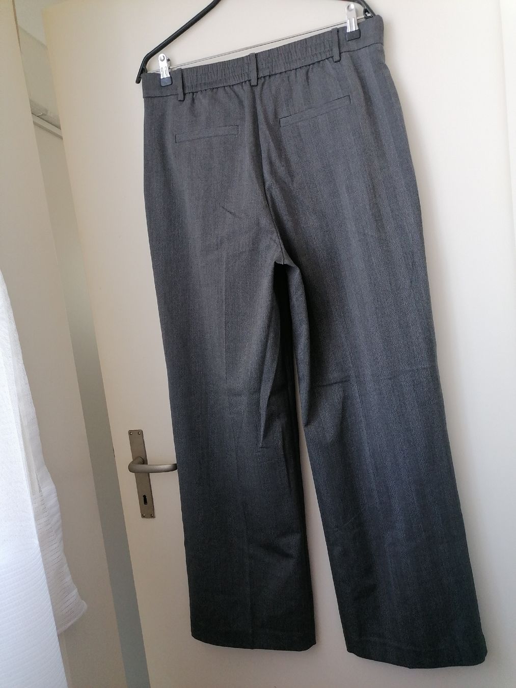 C&A Pantaloni: Damenhose, Gr. 42 – Nuovo (secondo la descrizione) da Zug venduto da Annina29 2