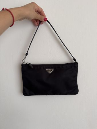 Prada Handtasche Nylon schwarz kleiner Zustand gut