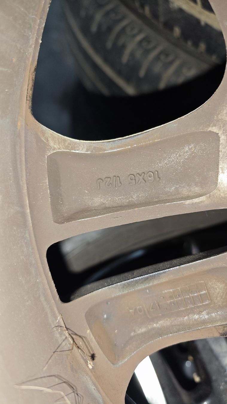 Mazda Cerchioni: 4 Cerchi Mazda 16" con Pneumatici Estivi – Usato da Mezzovico venduto da spa_6969 2