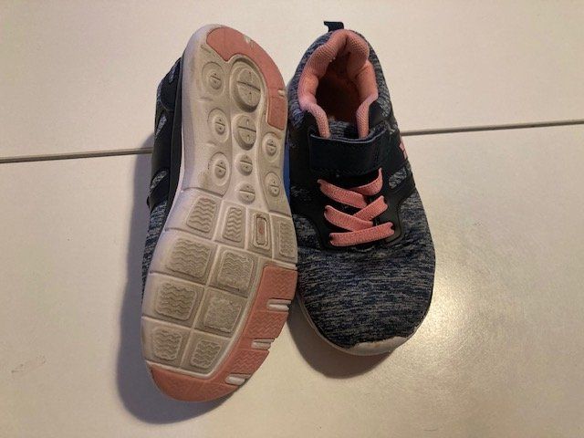 Schuhe für Mädchen: Lot chaussures "filles" t.31 – Gebraucht aus Boudry von Lamue01 6