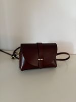 Handgefertigte Echtledertasche aus Italien