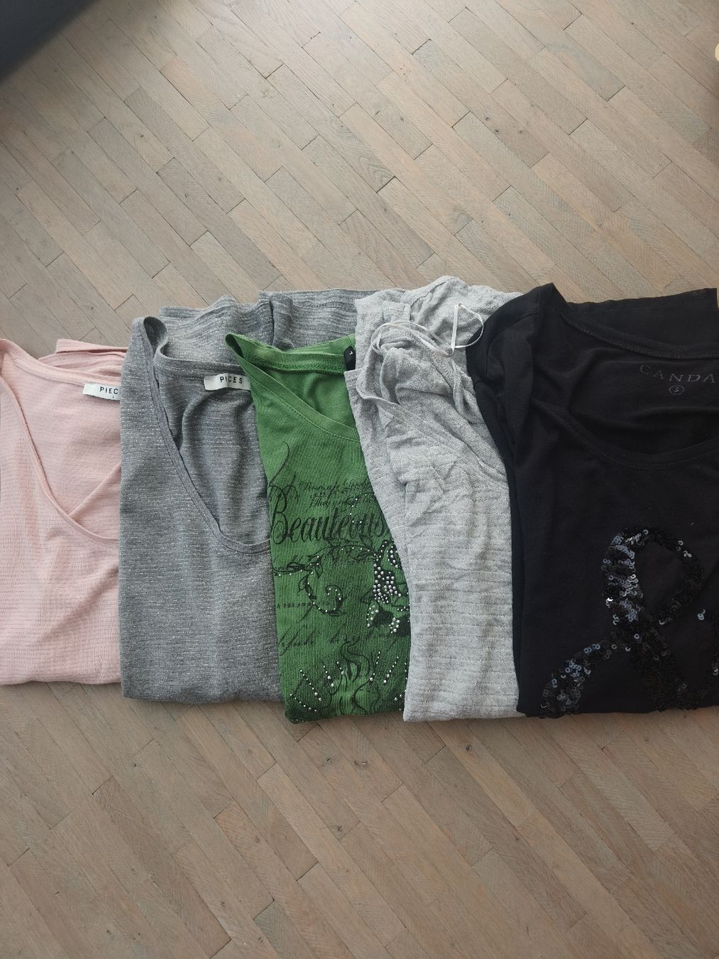 T-shirt: Kleiderpaket Shirts Divers Gr. L – Usato da Biberist venduto da Virginie_S