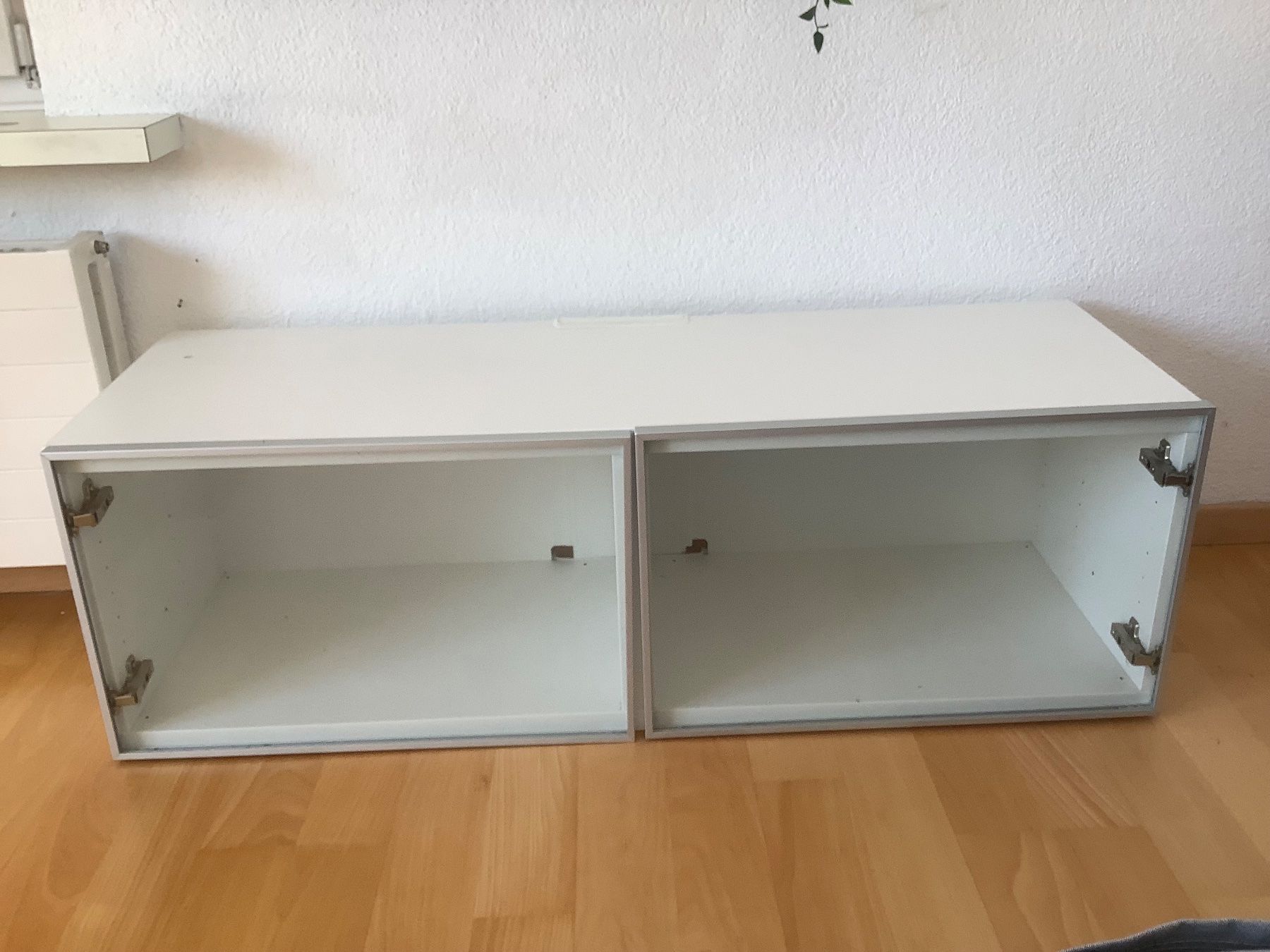 Ikea TV Möbel: TV-MÖBEL IKEA – Gebraucht aus Dietikon von Miquel00