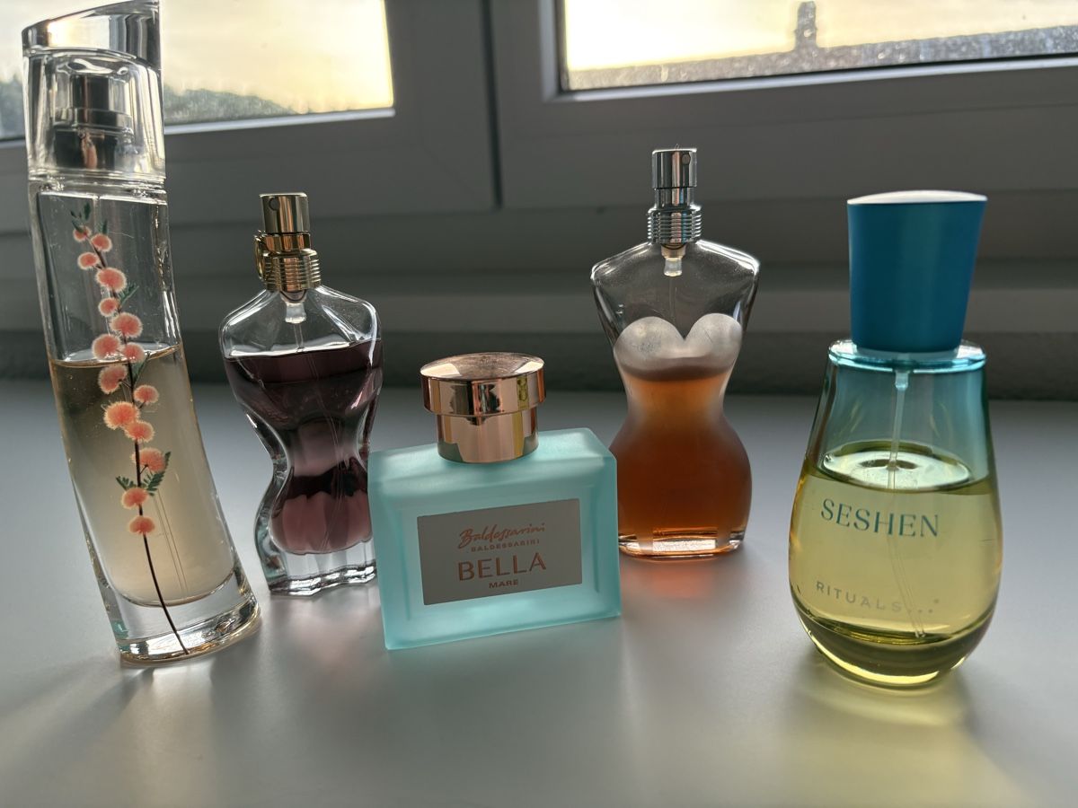 Parfum & Eau de Toilette: Verschiedene Parfüm – Gebraucht aus Flamatt von mar_tp2j
